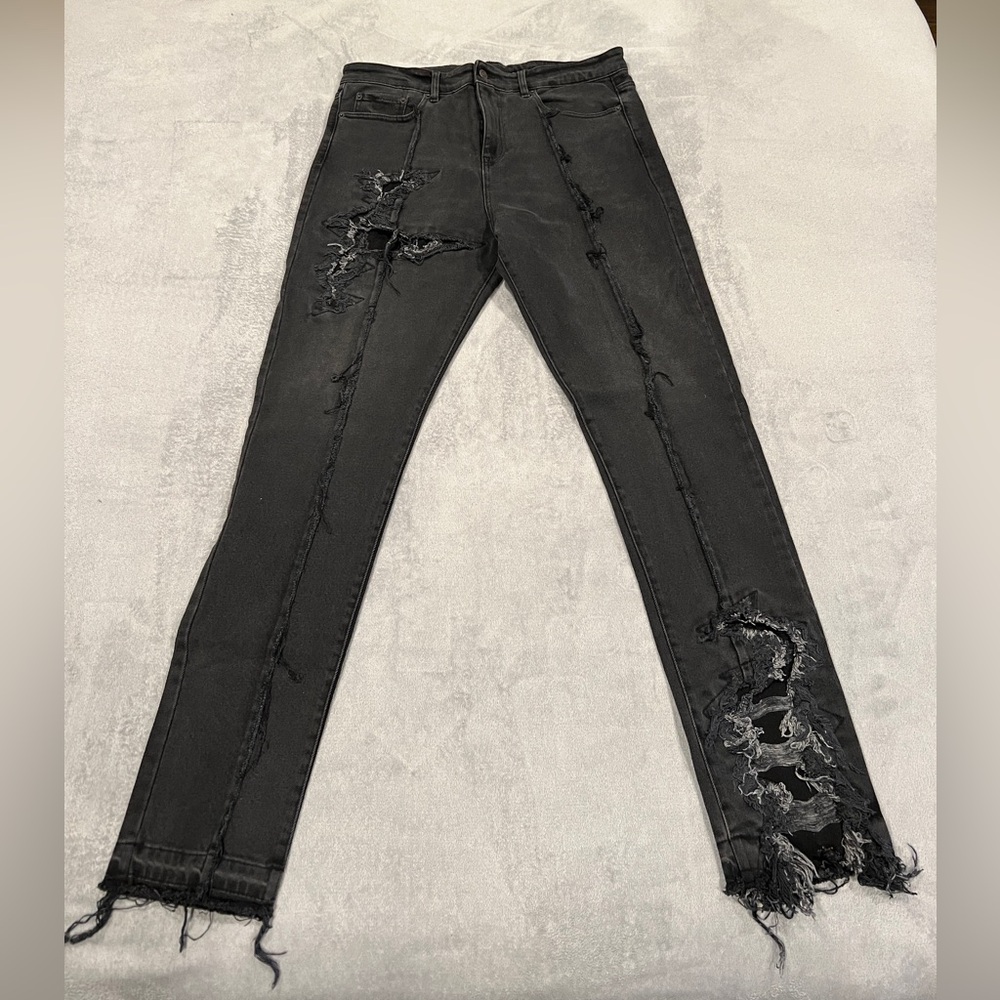 Val. Kristopher Jeans